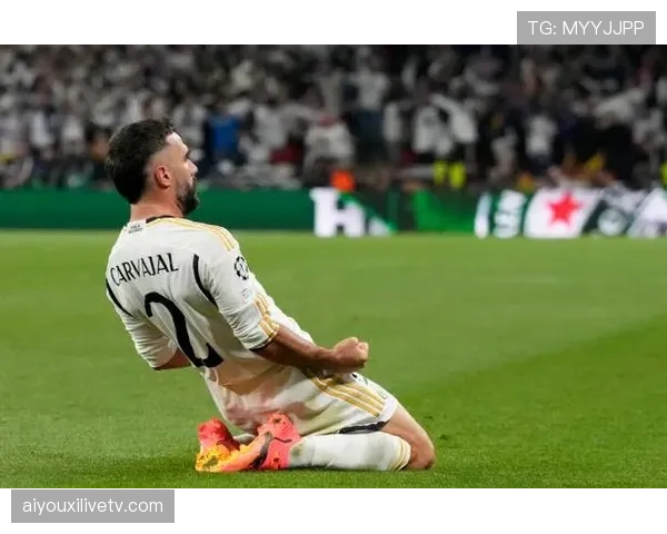 皇马欧冠出局后,安切洛蒂在联赛首发中撤下楚阿梅尼,启用老将克罗斯