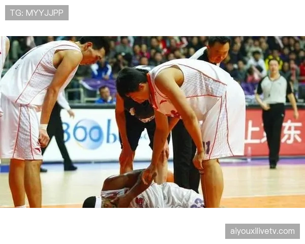 山东外援克里斯连续失误，辽宁抓住反击机会扩大分差